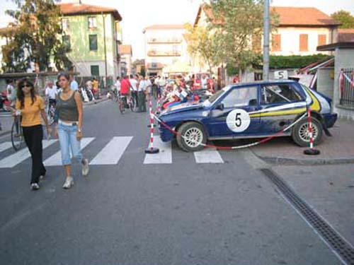 delta_cross_web